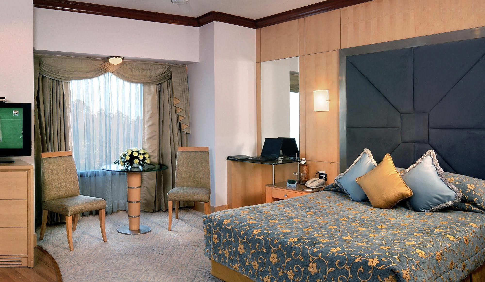 Park Plaza Chennai Omr Hotel Eksteriør billede